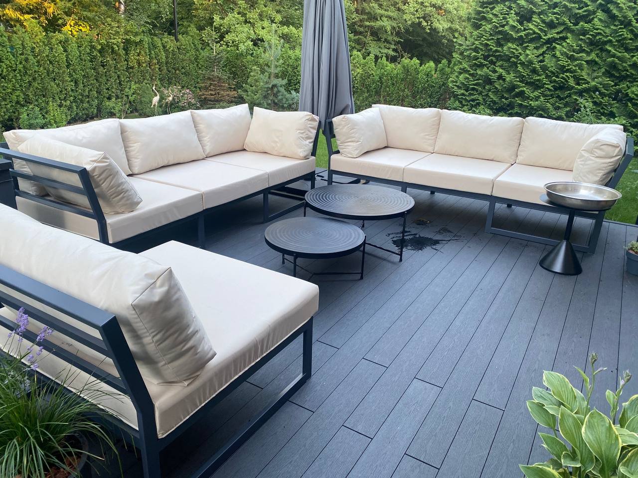 Лаунж-комплект с молочной обивкой