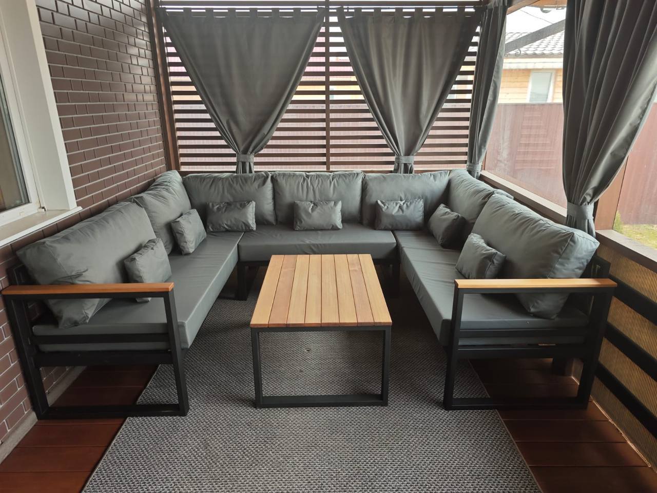 Уличный угловой диван Loft с столиком